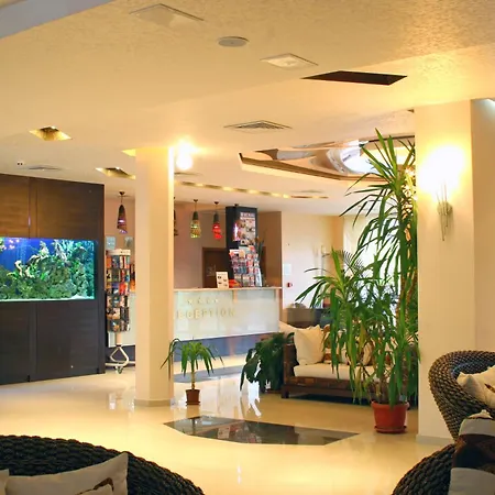 Resort Laguna &