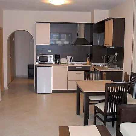 Laguna & Resort 4*