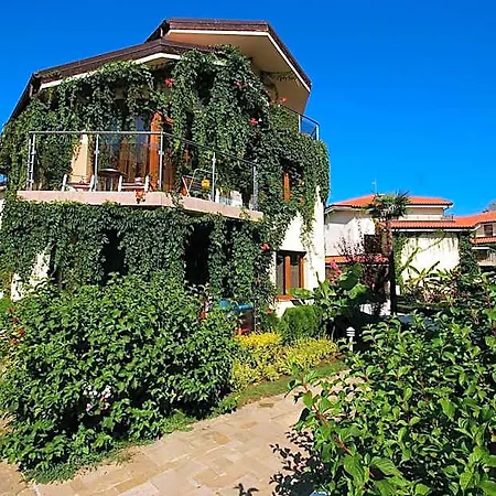 Laguna & Resort