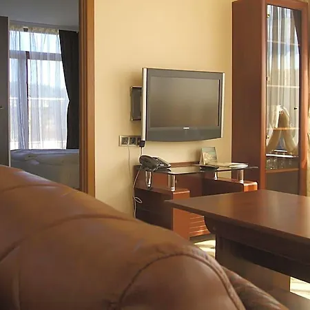 Resort Laguna & 4*