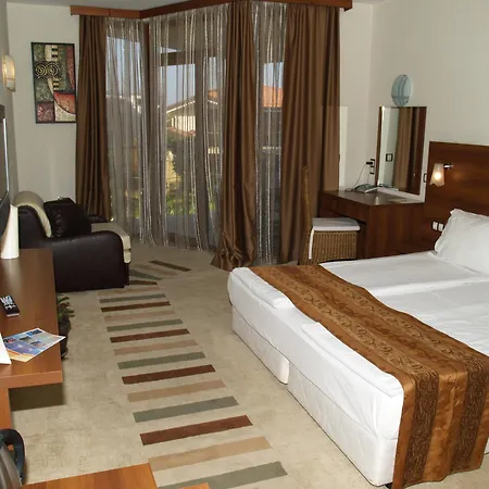 Laguna & Resort