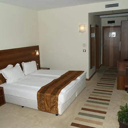 Resort Laguna &