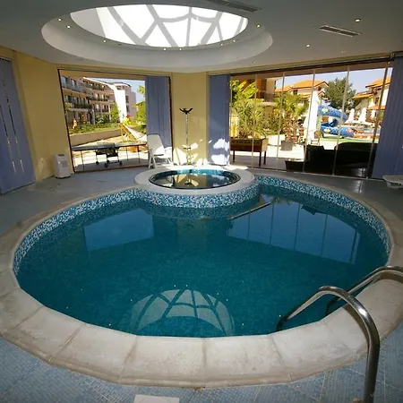 Laguna & منتجع سوزوبول